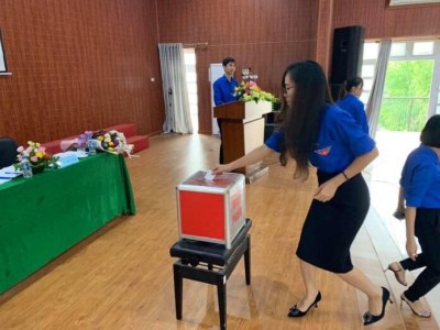 Trường THPT Hương Nong Đa tham gia ủng hộ công nhân lao động các tỉnh phía Nam bị ảnh hưởng bởi dịch Covid-19